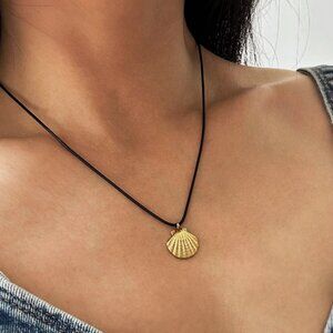 Waterproof Shell Pendant Necklace Adjustable 18k Gold Beach Vacation Jewelry